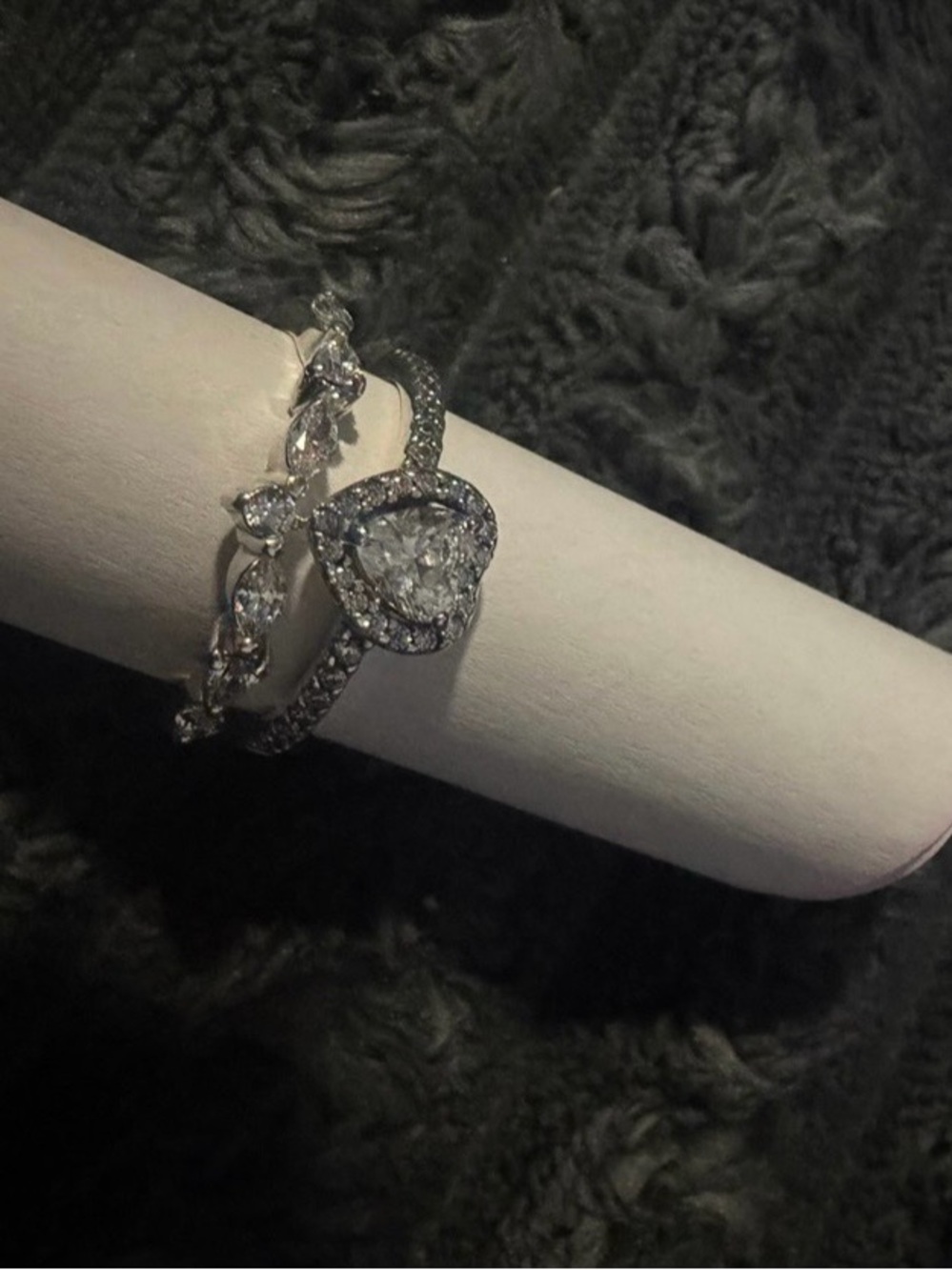 Pandora Silver Heart Halo Ring Set with Clear Stones - Picture 2 of 3